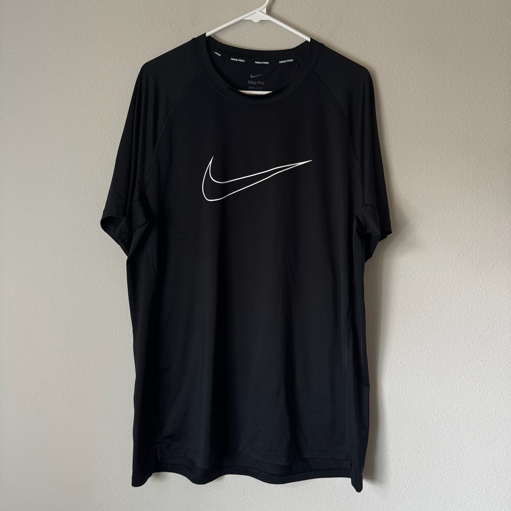 Nike Pro Dri-FIT Mens XL Black Slim Fit Short Sleeve Training T-Shirt CZ1181-010